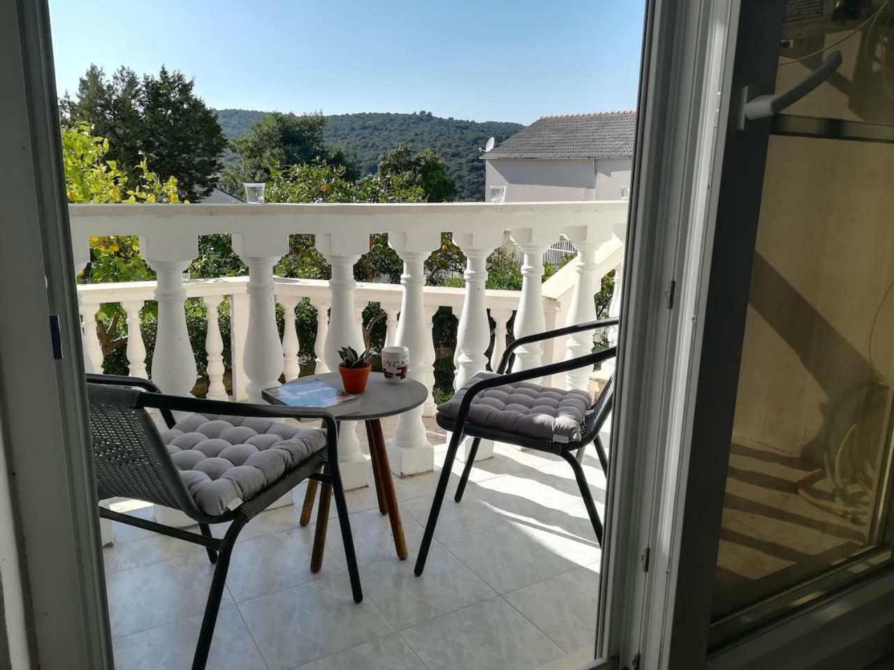 The Piano Apartment Завалатица Экстерьер фото